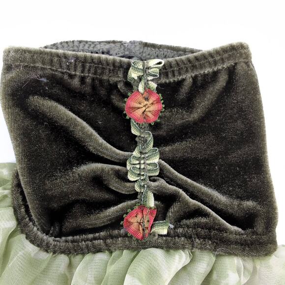 Unbranded Olive Green Velvet Doll Pull On Dressy Skirt for 18" Dolls - GUC - Picture 10 of 12